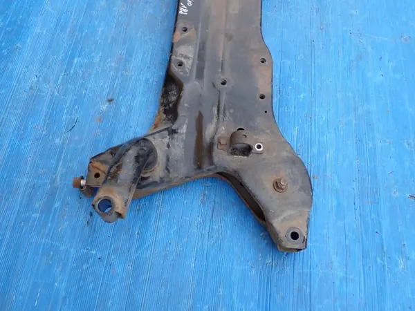 Mitsubishi ASX 1.8 DID Etumoottorituki OEM image 3