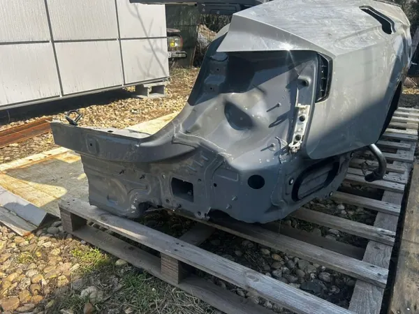 Audi RS5 B9 8W Oikea Takaosa OEM 1663813176611 image 9