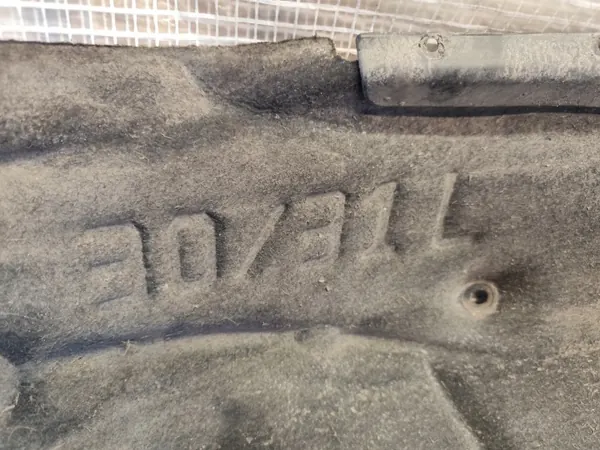 BMW F30 F31 LCI 15-18 Vasen Etulokasuojan Takaosa OEM image 5