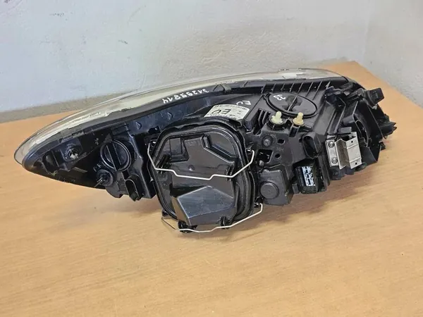 VOLVO C30 Etuvalo H7 31299814 image 5