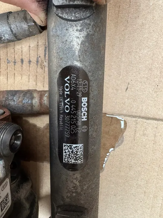 Système d'injection de carburant Volvo S80 II S60 XC60 2.0D 2.4D image 2