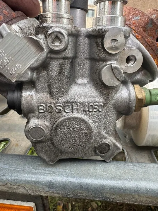 Système d'injection de carburant Volvo S80 II S60 XC60 2.0D 2.4D image 3