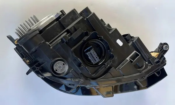 VW T-Cross Vasemman LED-ajovalon 2GM941035B 2GM941773B image 5