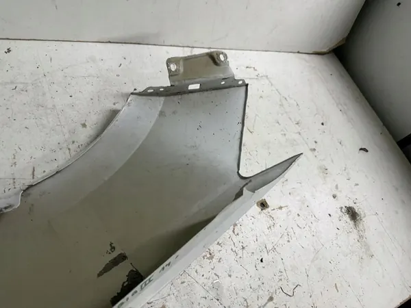 Fram Höger Skärm SKODA FABIA III 3 6V 14- OEM image 6