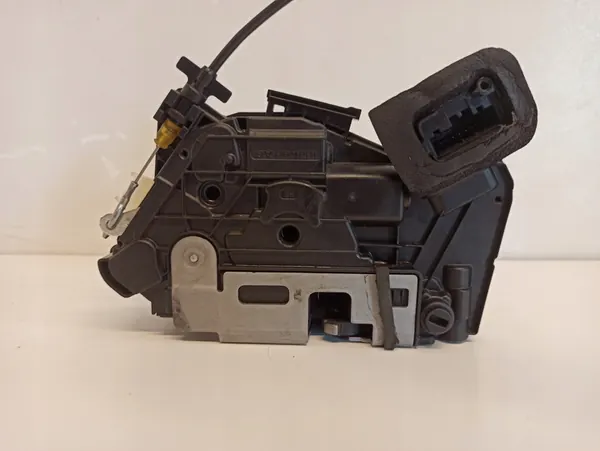 SEAT LEON III Rechte Hintertürschloss 5K4839016AG image 4