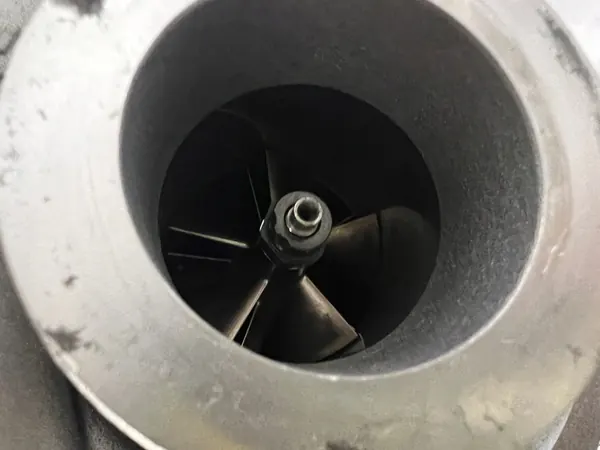 Turbo BorgWarner para Renault Mercedes image 6