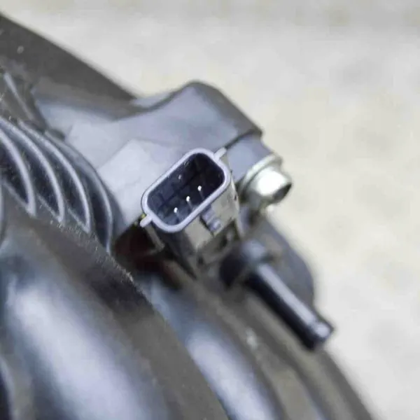 Insugningsmanifold Nissan Qashqai II 1.6L 120kw OEM 0120105161 image 7