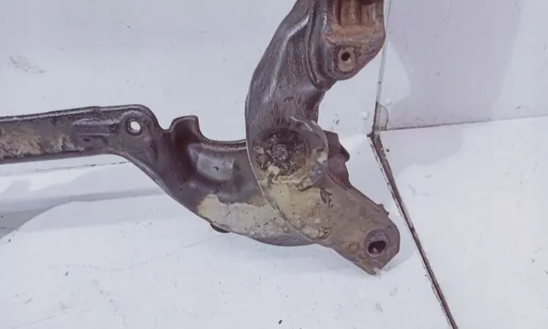 Etujarrupalat OEM JUR152270 Mercedes-Benz CLS:lle image 3
