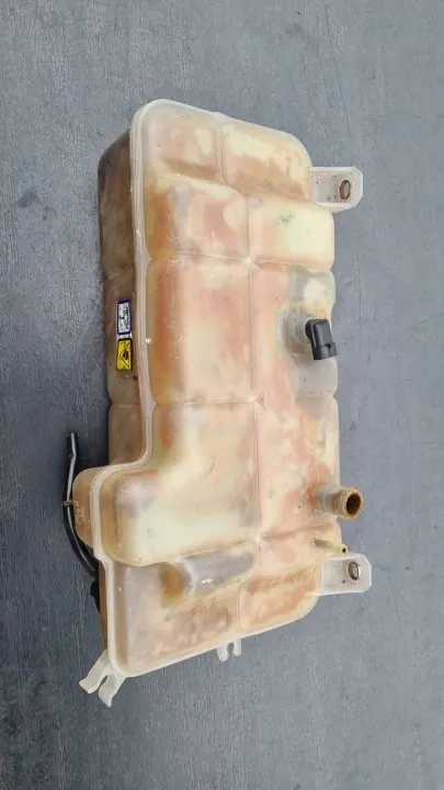 Tanque de equalização OEM 4324 Iveco OE para Daily III image 3