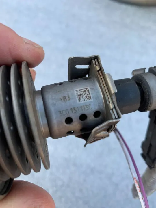 Injector AdBlue SEAT OEM 3C0131113C - Usado image 4