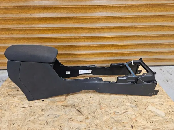 Toyota OE Käsinoja OEM 58810-02060 E21 HB image 3