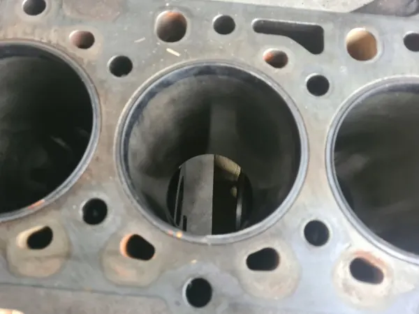 Bloque motor OEM 21963830 para Renault Gama D Wide DTI 5 image 6