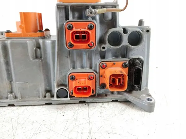 Porsche Taycan Wechselrichter OEM 9J1915539DE - Gebraucht image 4