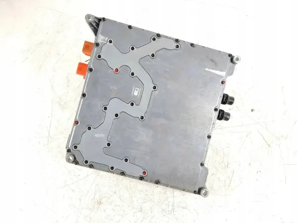 Porsche Taycan Wechselrichter OEM 9J1915539DE - Gebraucht image 5