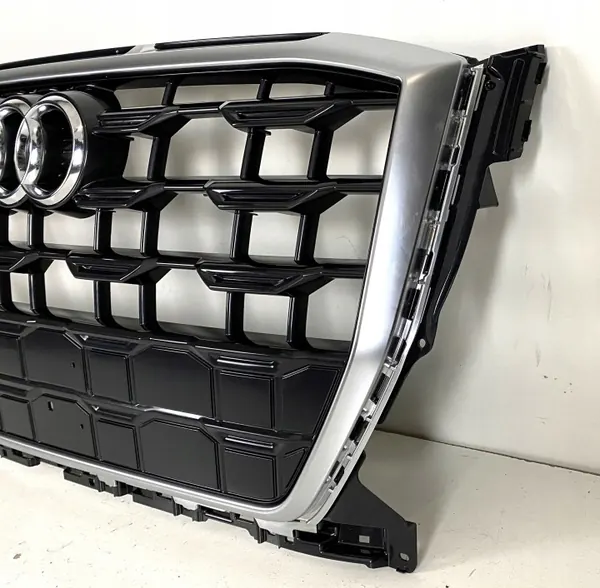 Audi Q2 81A Calandre Avant OEM 81A853651 S Line image 5