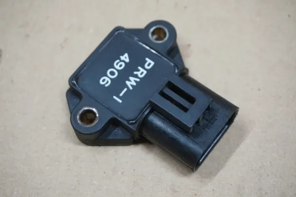 Módulo de encendido Nissan Terrano II OEM TERRANO MODUŁ ZAPŁONOWY image 3