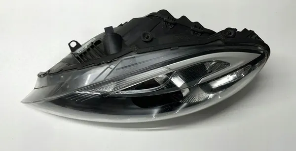 Volvo V40 II Vasemman Ajovalon OEM 31420003 image 6