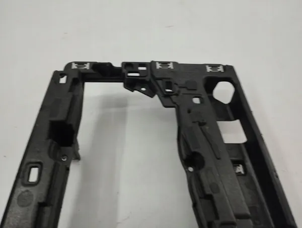 Audi Q5 Mitteltunnelrahmen OEM 80A863004 image 7