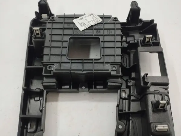 Audi Q5 Mitteltunnelrahmen OEM 80A863004 image 8