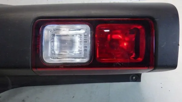 OEM 265598248R Luz Trasera Izquierda Inferior Trafic III image 6