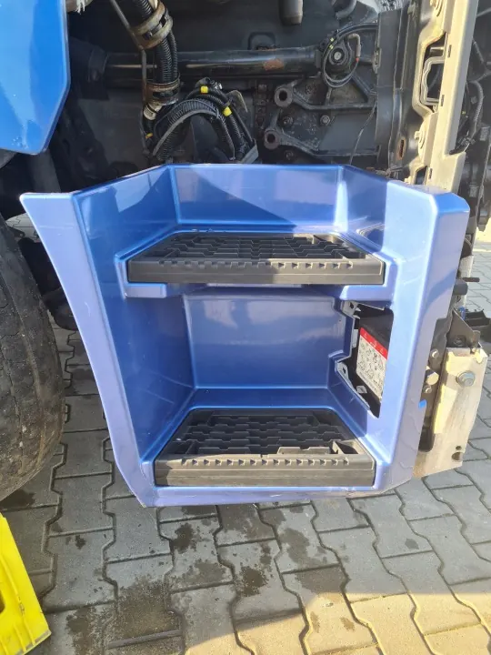 Support de marche droit complet OEM STOPNICA KOMPLETNA PRAWA image 2