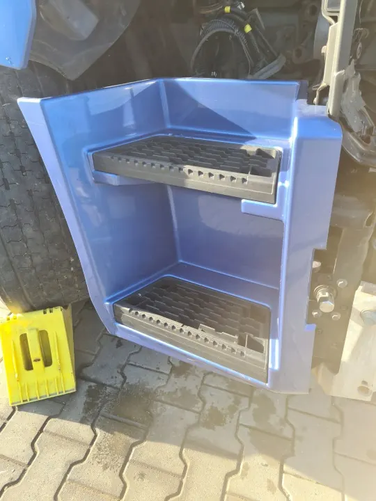 Support de marche droit complet OEM STOPNICA KOMPLETNA PRAWA image 4
