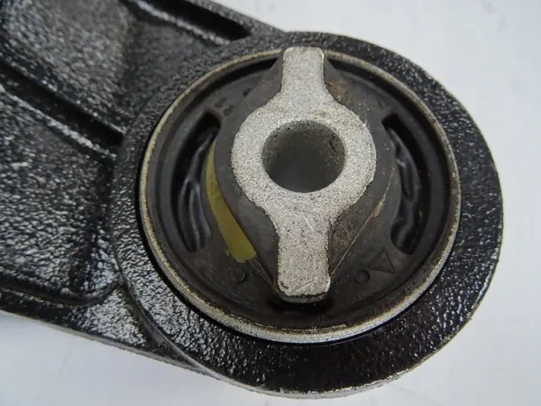 Maserati OEM 3.455.66.3 Differentialfäste image 3