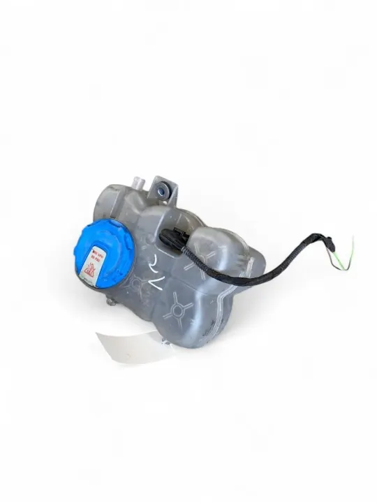 Porsche Kühlmittelbehälter OEM 95B121407B Gebraucht image 2