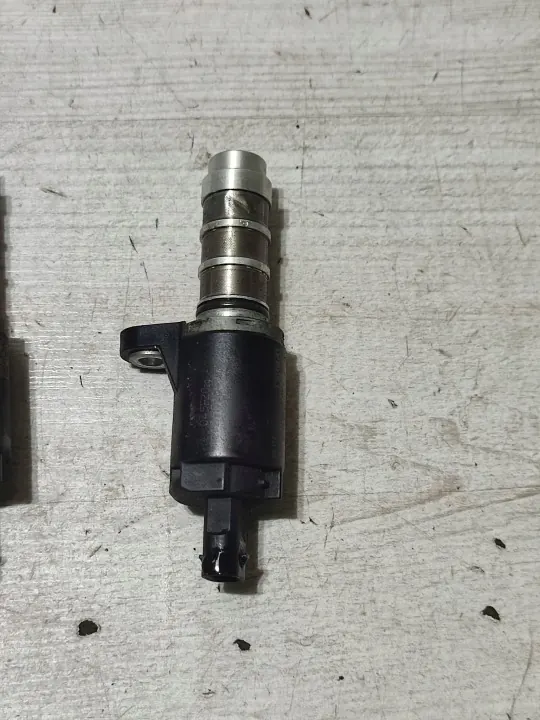 Nokkenasventiel OEM 9812046280 voor Opel Corsa F 1.2 THP image 2
