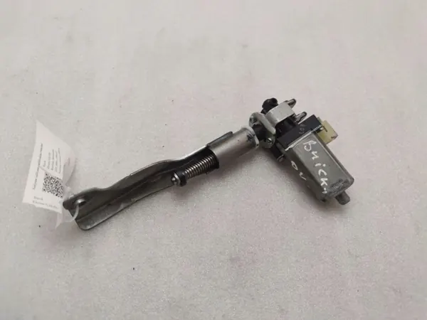 Buick Encore I Sitzmotor OEM 55100608 - Gebraucht image 4