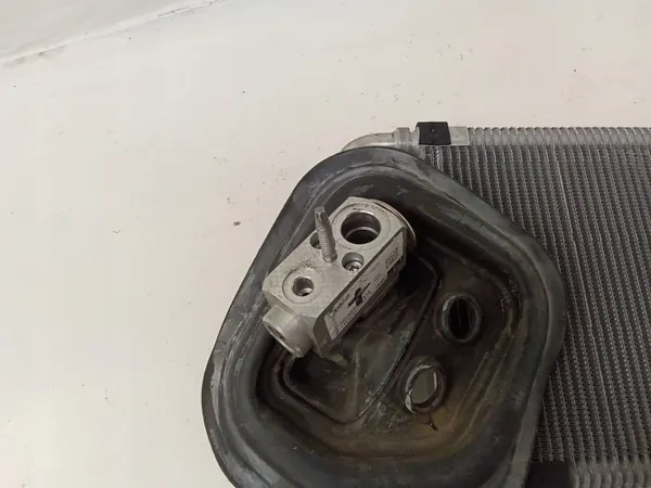 Mercedes-Benz airco verdamper OEM T920322B416 image 3