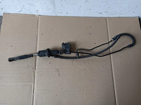 Kopplingscylinder Peugeot 307 OEM 9681001580 image 2