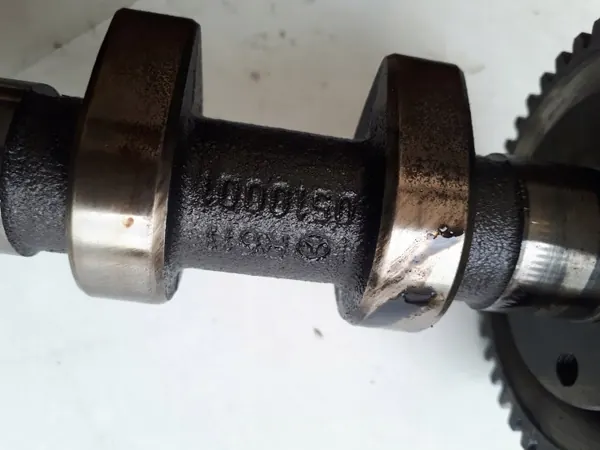 Arbre à cames Mercedes Sprinter 2.2 OEM R 6110510101 image 3