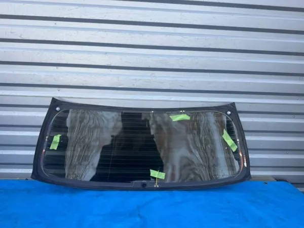 Vitre arrière Audi Q7 4M 2020 OEM 4M0845501E image 5