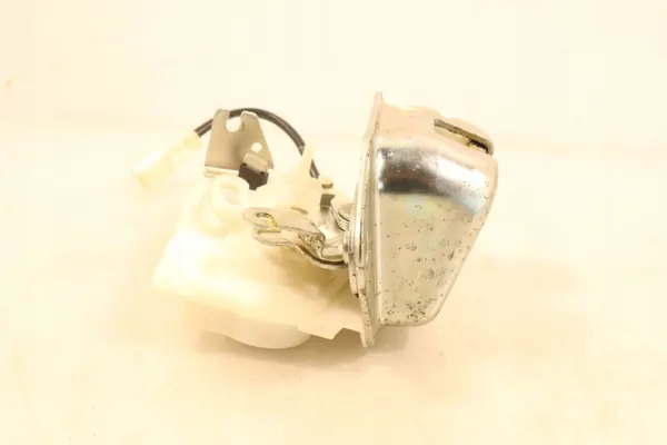 Fecho porta-malas Honda Jazz III OEM 0023 - Usado image 3
