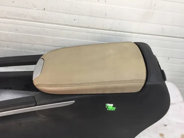 Mercedes-Benz ML W164 middenconsole armsteun OEM A1646801314 image 8