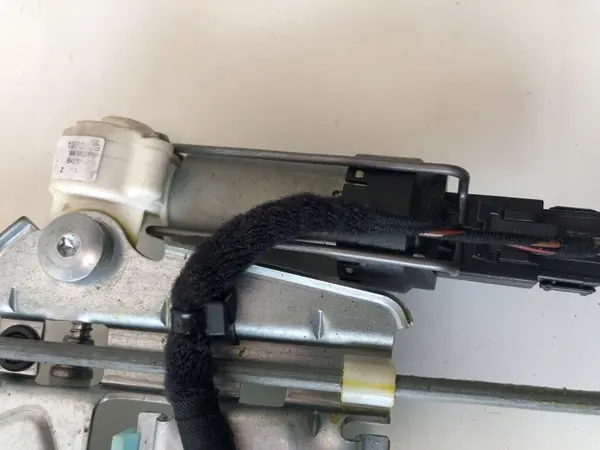 Mecanismo ajuste banco Audi Q7 4L OEM 442518401 image 5