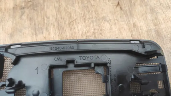 Toyota C-HR binnenverlichting OEM 81260-F4070 image 5