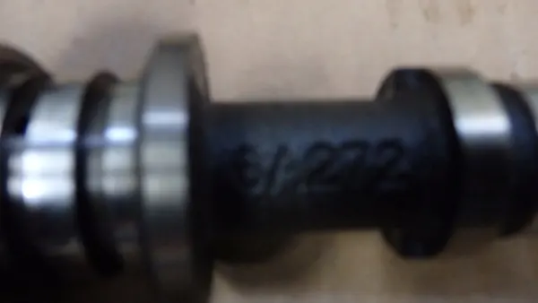 Árvore de cames escape Ford OE DS7G6A272 - Usado image 3