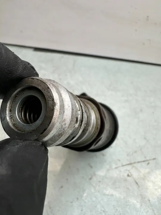 Sensor de posición de árbol de levas BMW OEM 543 - Usado image 3