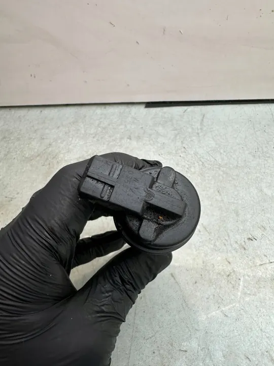 Sensor de posición de árbol de levas BMW OEM 543 - Usado image 5
