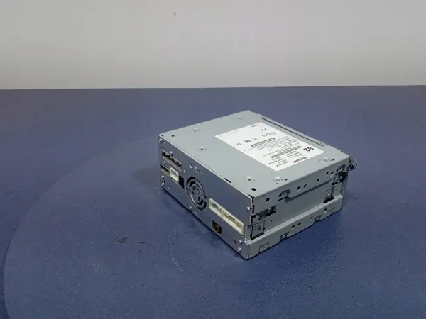 Infiniti Q50 Elevador Radio OEM 283304GN4F - Usado image 3