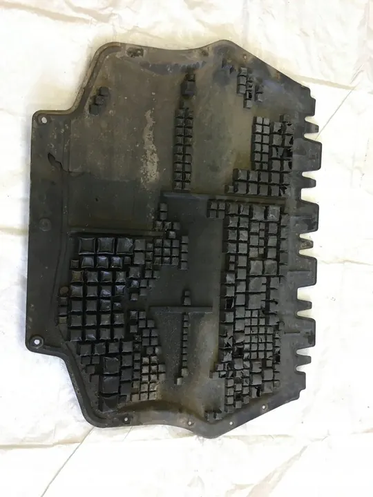 Framstötfångarplåt VW Caddy 2K 1.9 TDI image 3