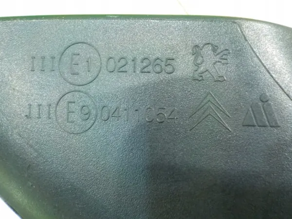 Citroen C4 Cactus vänster spegel OEM 021265 0411054 image 7