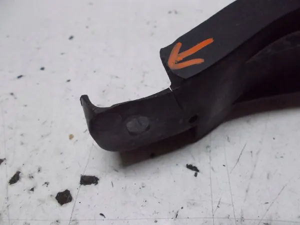 VW GOLF V KOMBI 2.0 TDI Deslizamento de Para-choques Esquerdo Direito image 2