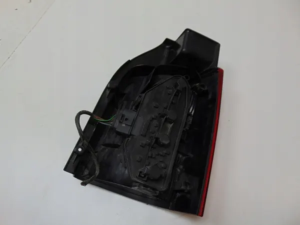 Lámpara Trasera Izquierda VW Transporter T5 7H0945095G image 7