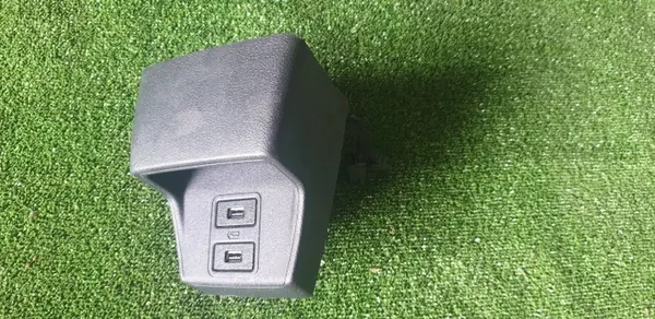 Ford Transit Custom USB-pistorasia OEM JK21-V045R19-A image 2