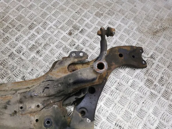 Subchassi dianteiro Toyota OEM AMD189678 para RAV4 XA40 image 3