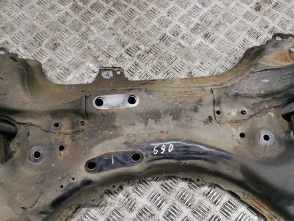 Subchassi dianteiro Toyota OEM AMD189678 para RAV4 XA40 image 4