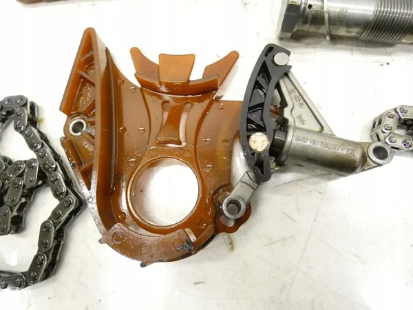 Kit de distribución OEM 7 592 849 para BMW image 7